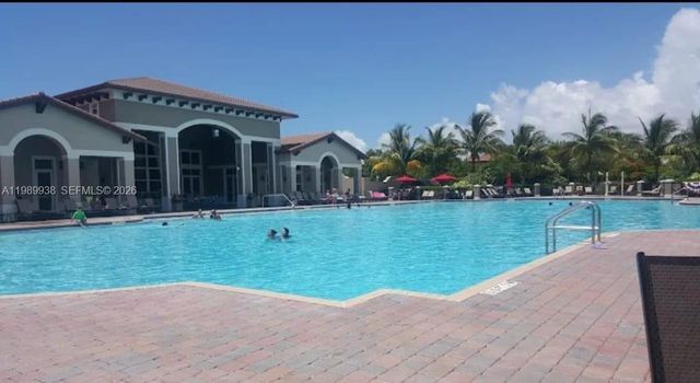 8909 SW 225th Ter, Cutler Bay, FL 33190