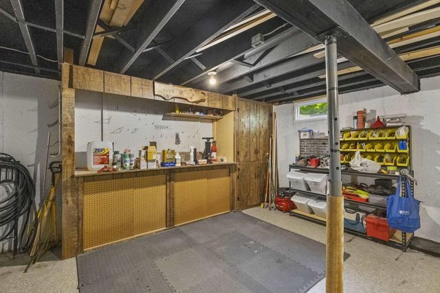 2663 TIMBER LANE, Green Bay, WI 54313