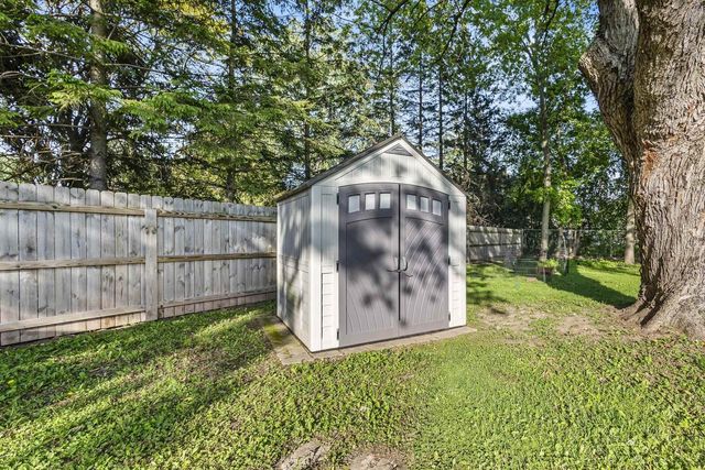 2663 TIMBER LANE, Green Bay, WI 54313