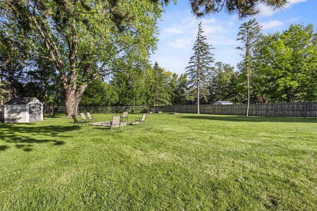 2663 TIMBER LANE, Green Bay, WI 54313
