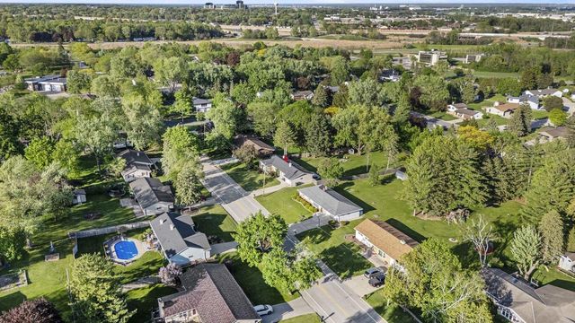 2663 TIMBER LANE, Green Bay, WI 54313