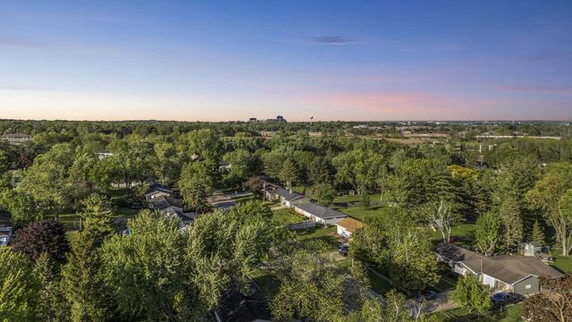 2663 TIMBER LANE, Green Bay, WI 54313