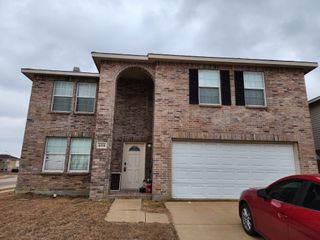 4028 Thoroughbred Trail, Fort Worth, TX 76123