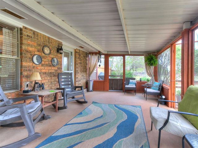 106 Oakwood Drive, Tuttle, OK 73089