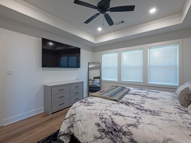 7921 S Shoreline Boulevard, Benton, AR 72019