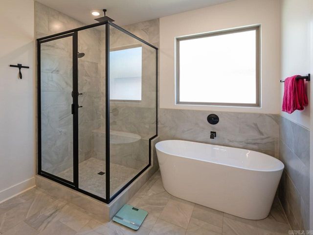 7921 S Shoreline Boulevard, Benton, AR 72019