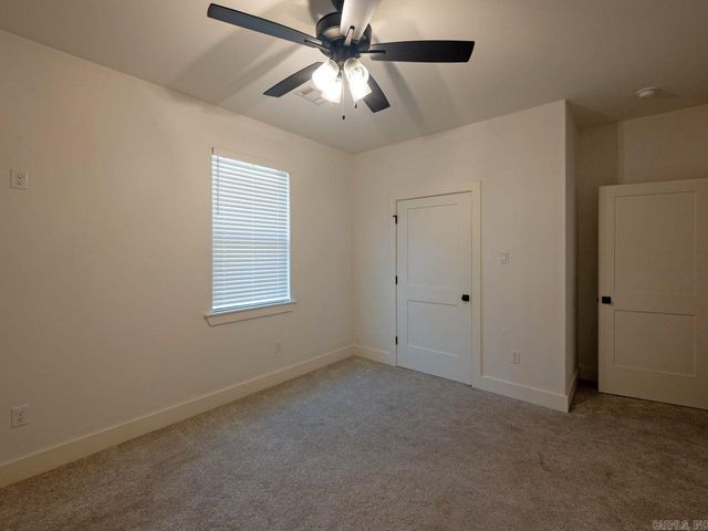 7921 S Shoreline Boulevard, Benton, AR 72019