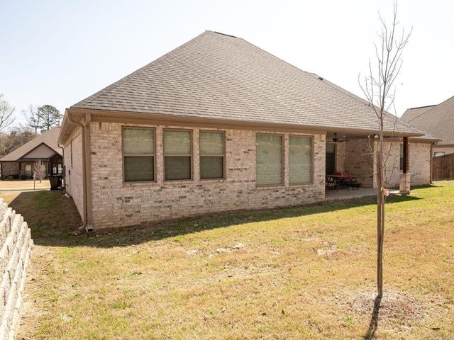7921 S Shoreline Boulevard, Benton, AR 72019