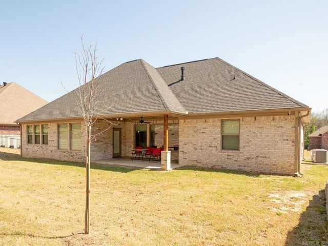 7921 S Shoreline Boulevard, Benton, AR 72019