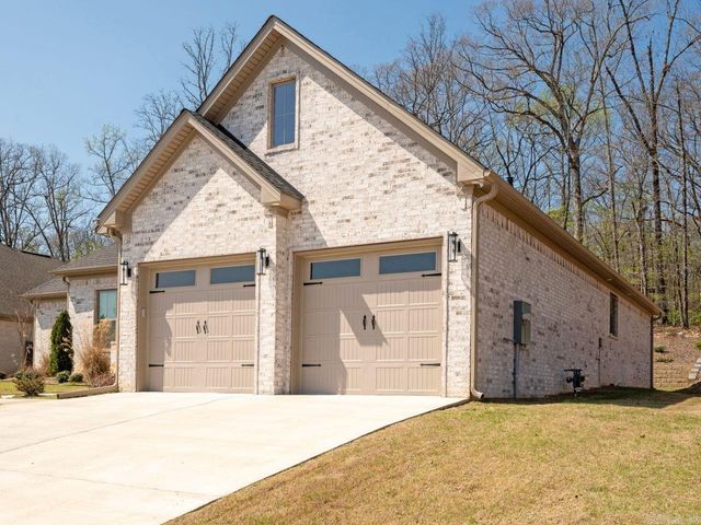 7921 S Shoreline Boulevard, Benton, AR 72019