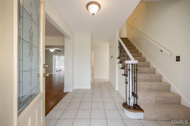 202 Wildbrier Drive, Ballwin, MO 63011