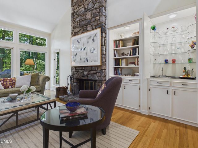 112 Black Oak Place, Chapel Hill, NC 27517