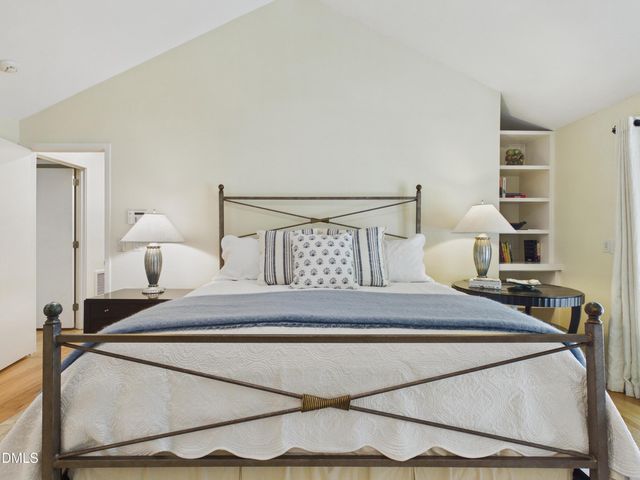 112 Black Oak Place, Chapel Hill, NC 27517
