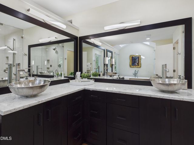 112 Black Oak Place, Chapel Hill, NC 27517