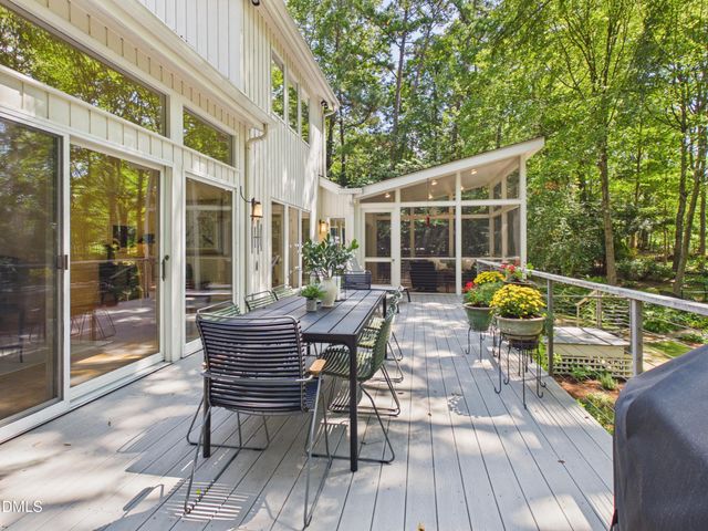 112 Black Oak Place, Chapel Hill, NC 27517