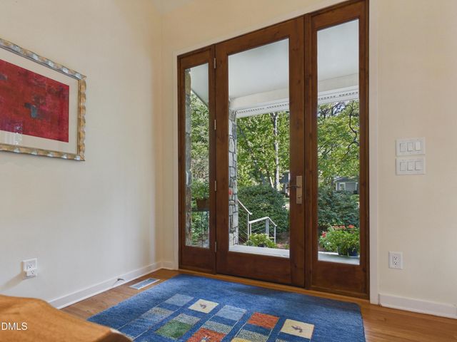 112 Black Oak Place, Chapel Hill, NC 27517