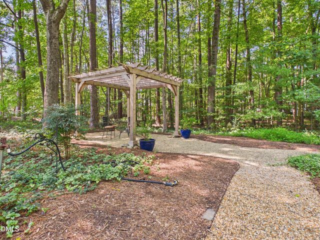 112 Black Oak Place, Chapel Hill, NC 27517