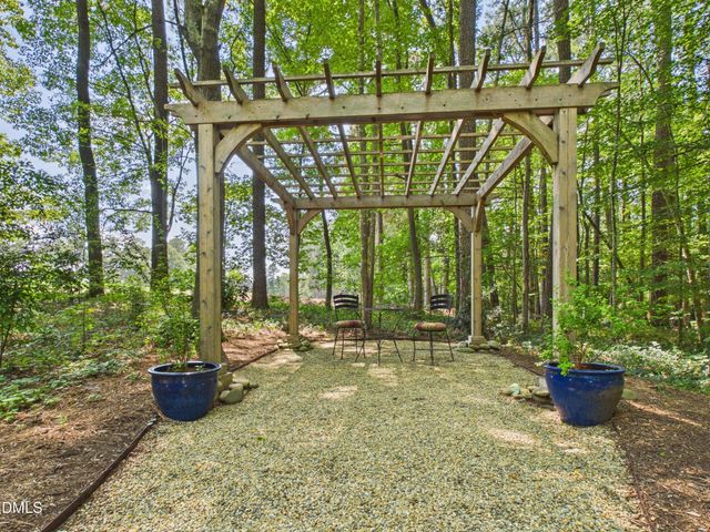 112 Black Oak Place, Chapel Hill, NC 27517