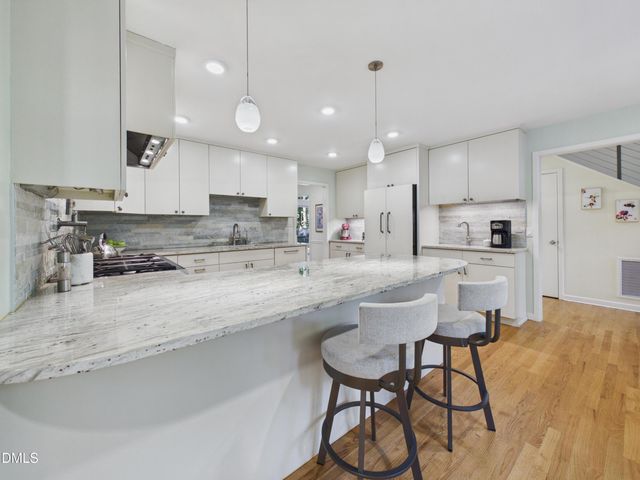112 Black Oak Place, Chapel Hill, NC 27517