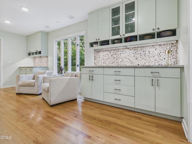 112 Black Oak Place, Chapel Hill, NC 27517