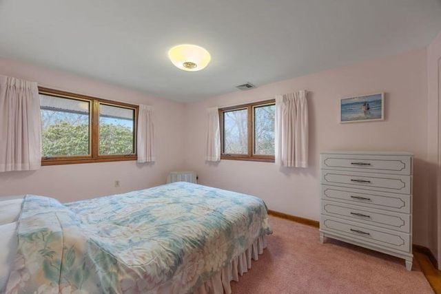 146 Hillside Dr, Barnstable, MA 02632