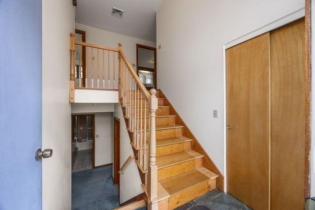 146 Hillside Dr, Barnstable, MA 02632