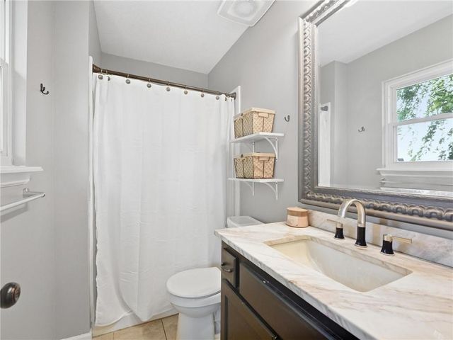 20212 Golden Road, Linwood, KS 66052