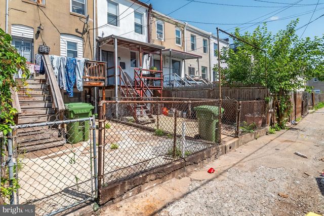 1209 SARGEANT ST, Baltimore, MD 21223