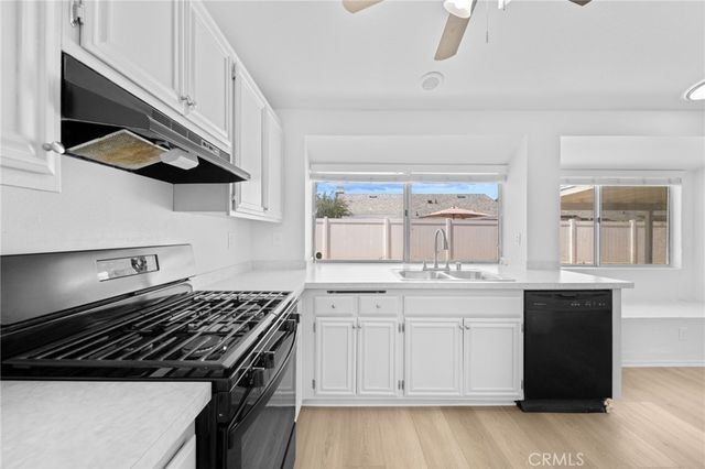 42 Whirlaway, Perris, CA 92571