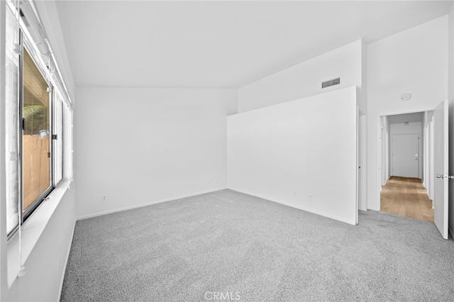 42 Whirlaway, Perris, CA 92571