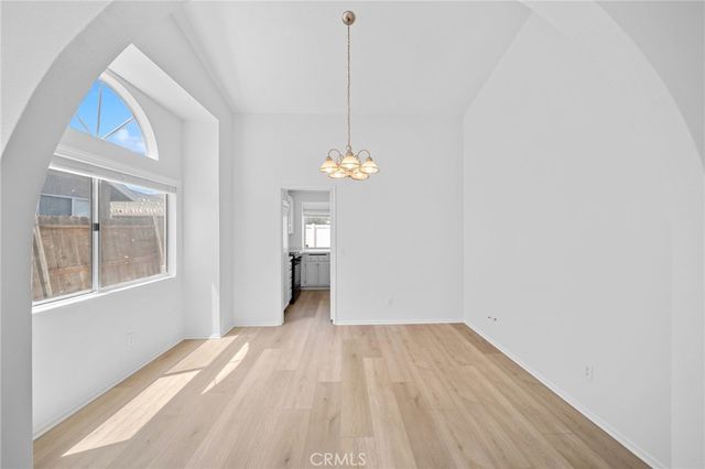 42 Whirlaway, Perris, CA 92571