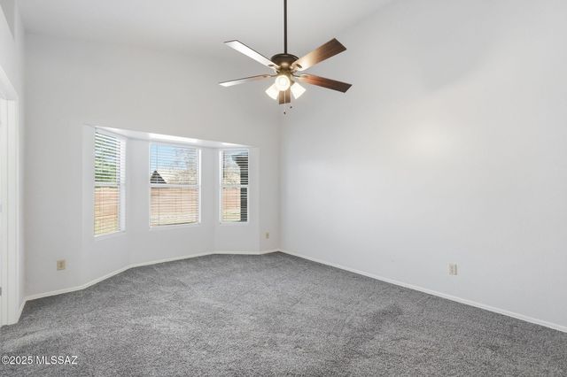 1568 W Camino Acierto, Sahuarita, AZ 85629