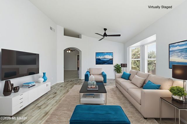 1568 W Camino Acierto, Sahuarita, AZ 85629