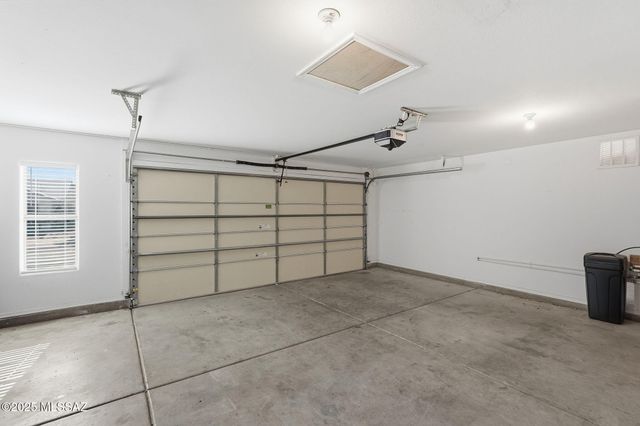 1568 W Camino Acierto, Sahuarita, AZ 85629