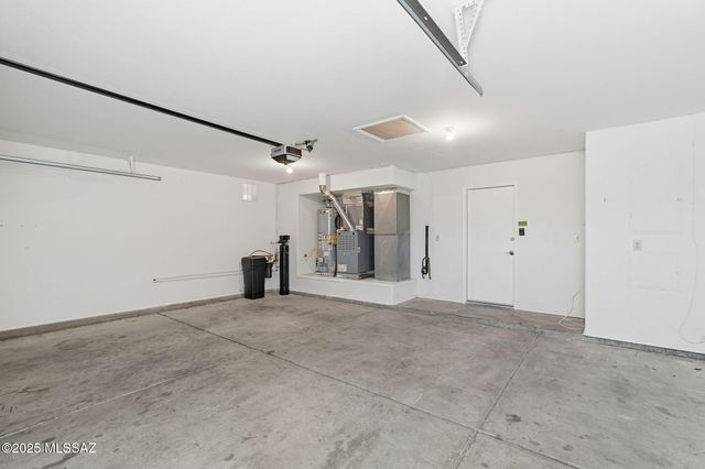 1568 W Camino Acierto, Sahuarita, AZ 85629