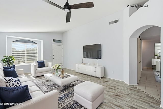 1568 W Camino Acierto, Sahuarita, AZ 85629