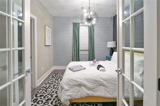 2105 Hadley Street, Houston, TX 77003