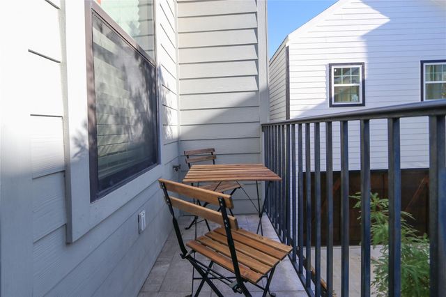 2105 Hadley Street, Houston, TX 77003