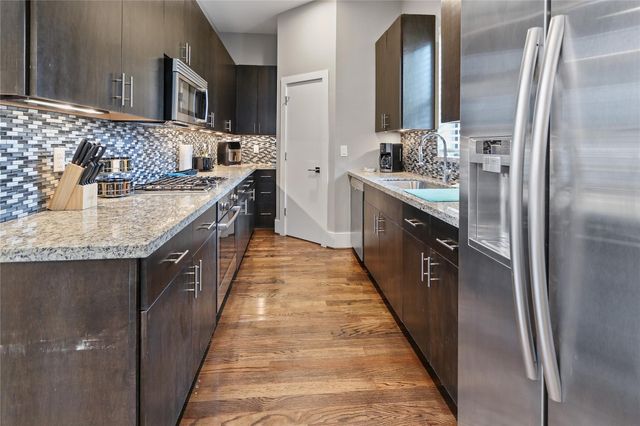 2105 Hadley Street, Houston, TX 77003