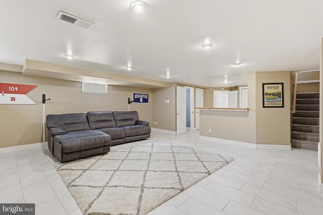 536 WARTMAN ST, Philadelphia, PA 19128