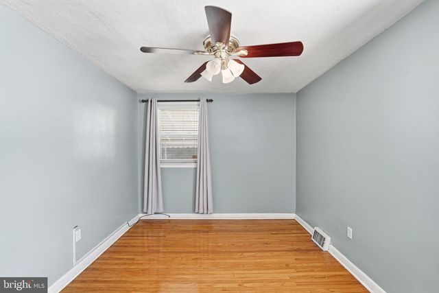 536 WARTMAN ST, Philadelphia, PA 19128