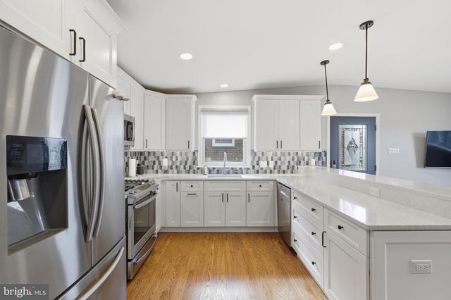 536 WARTMAN ST, Philadelphia, PA 19128