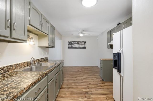 37531 N Colonial Drive, Westland, MI 48185