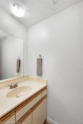 37531 N Colonial Drive, Westland, MI 48185