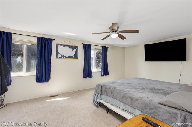 37531 N Colonial Drive, Westland, MI 48185