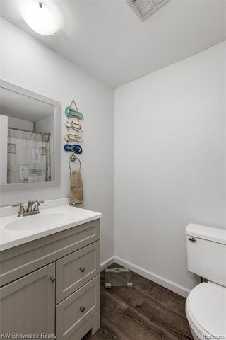 37531 N Colonial Drive, Westland, MI 48185