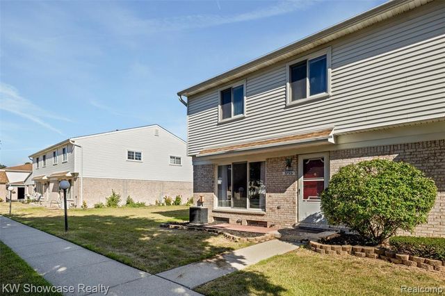 37531 N Colonial Drive, Westland, MI 48185