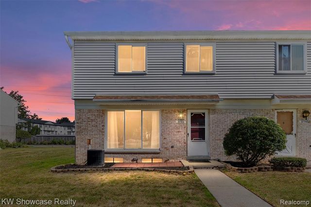 37531 N Colonial Drive, Westland, MI 48185