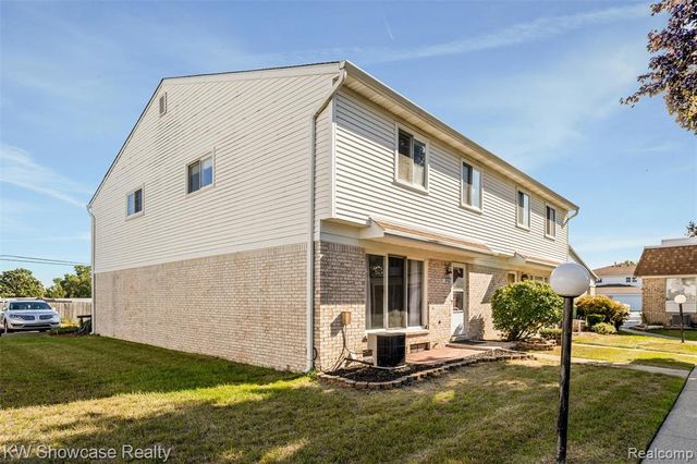 37531 N Colonial Drive, Westland, MI 48185