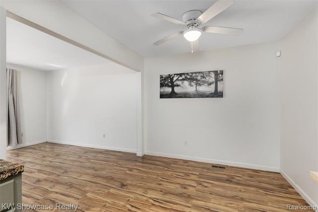 37531 N Colonial Drive, Westland, MI 48185